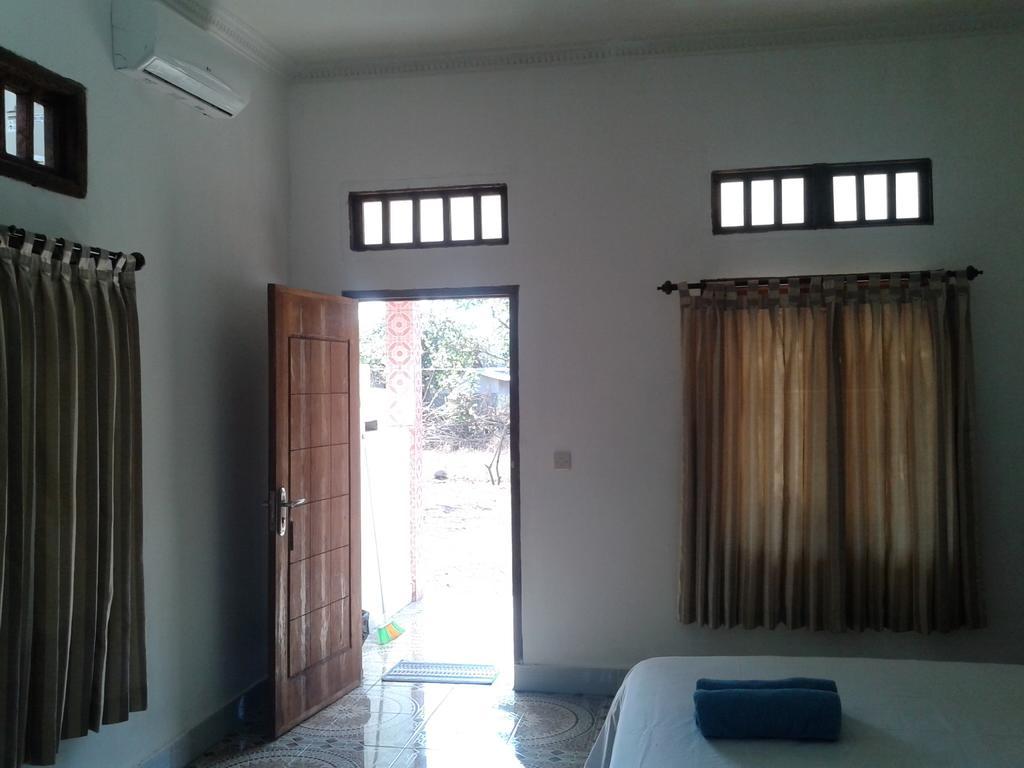 Putri Homestay Gili Meno Quarto foto