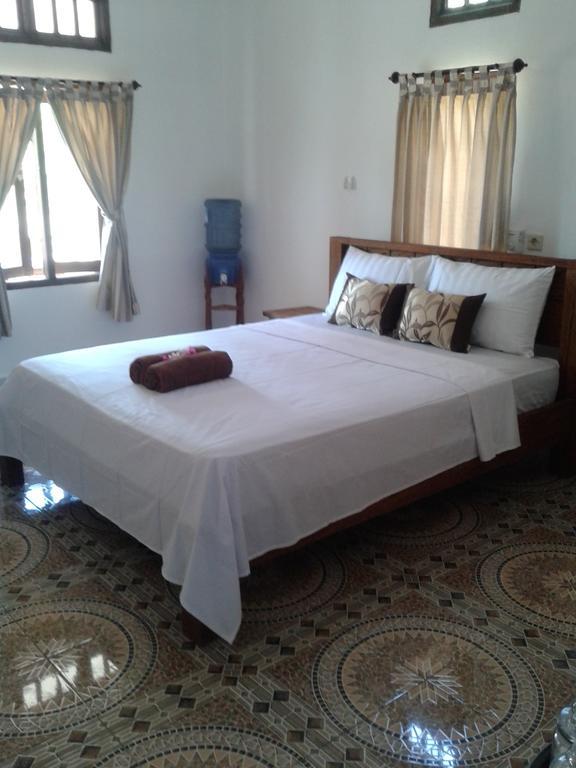 Putri Homestay Gili Meno Quarto foto