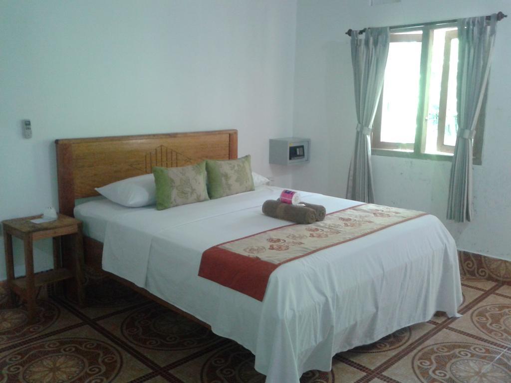 Putri Homestay Gili Meno Exterior foto